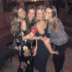 Meet your Posher, Casey